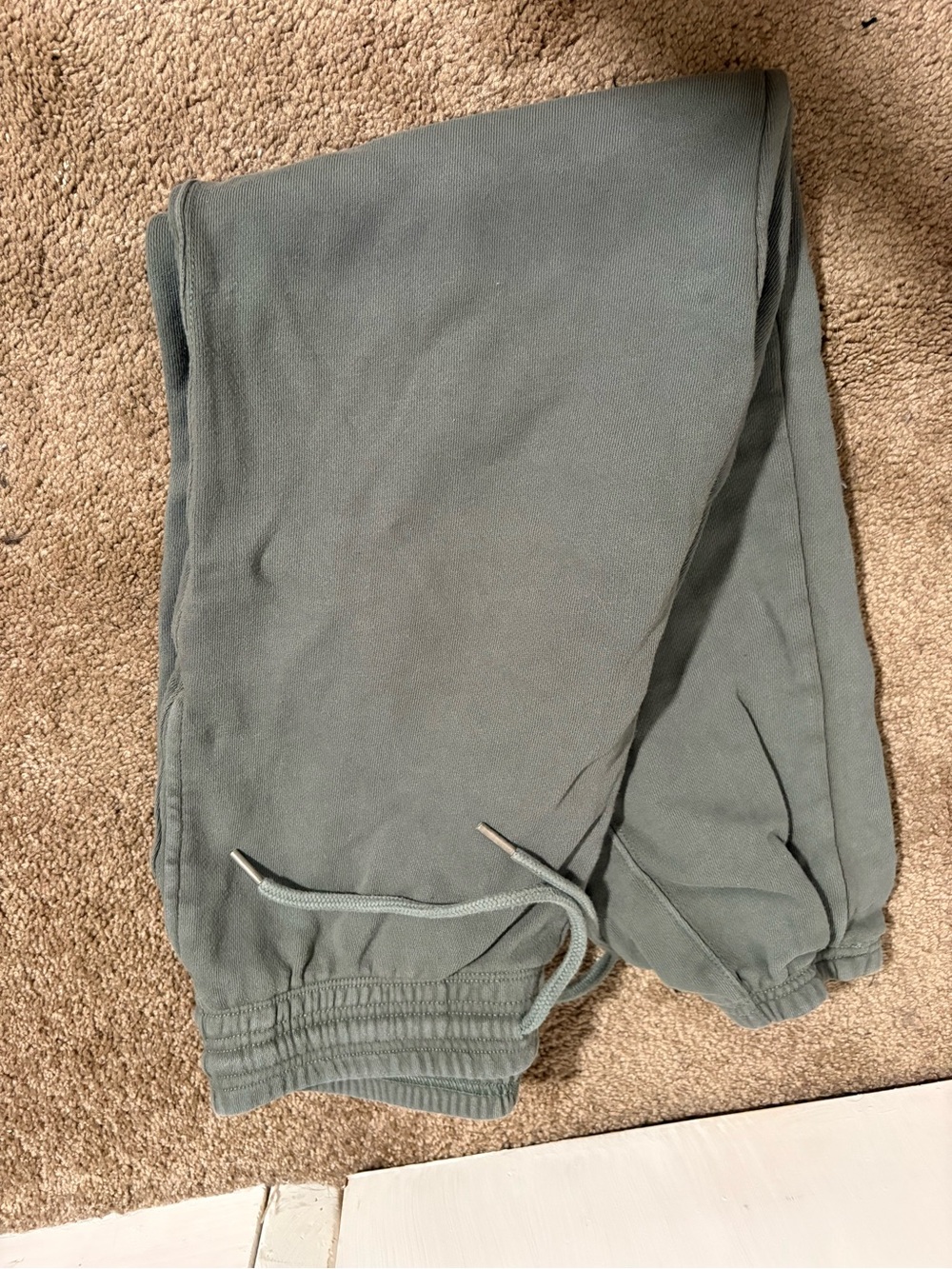 aerie sage green drawstring joggers
